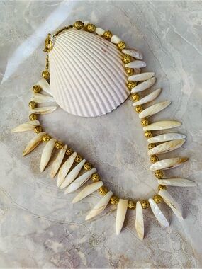 Mother of Pearl Shell Spike Necklace